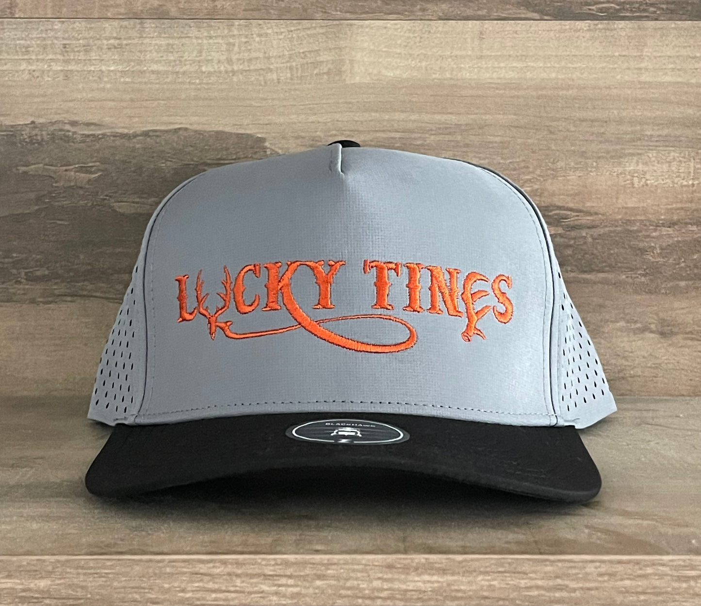 LUCKY STITCH- GREY/BLACK PERFORMANCE HAT