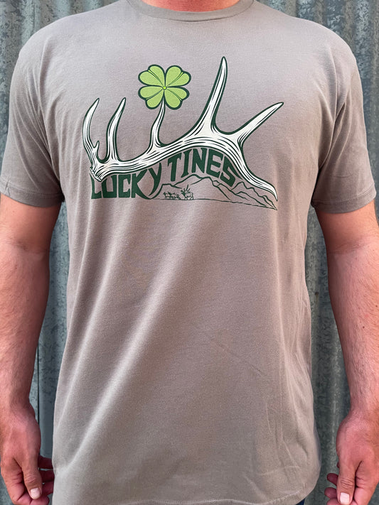 LUCKY ELK SHED TEE